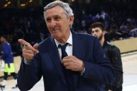 "Pobuna košarkaša Barselone – Pešić već bivši?"
