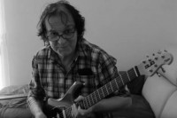 Preminuo gitarista “No smoking orkestra” Ivan Maksimović