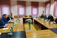 Počeo sastanak SNSD-a i HDZ-a u Mostaru