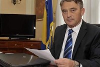 Komšić se žalio švedskom kralju, pisma vraćena jer nisu prevedena