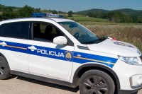 Užas u Slavonskom Brodu: Pozvali ženu u auto i onda je ubili?