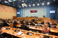 Usvojen set zakona o povećanju plata u javnom sektoru Republike Srpske