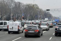 Oprezno zbog mokrih kolovoza i magle