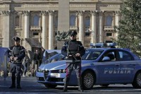 Srbin pravio haos u vozu na sjeveru Italije, naoružan tukao policajce i psovao