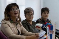 Žene žrtava rata RS idu u Stokholm da podrže Petera Handkea