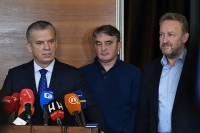 Izetbegović, Komšić i Radončić grabe svu vlast