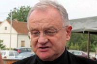 Kalinić: Nastavak selektivnog odnosa Haga prema osuđenim srbima