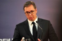 Vučić: Molimo one koje bi da ratuju da to ne čine