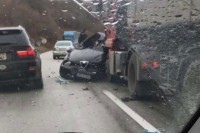 Težak sudar kamiona i auta kod Donjeg Vakufa