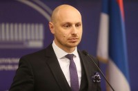 Petković: Neodgovorni poslanici parlamentarizam pretvorili u vandalizam