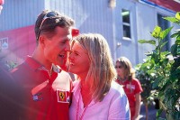 Šumaherova supruga objavom zainteresovala njegove fanove