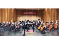 Desetominutne ovacije orkestru Srpskog narodnog pozorišta