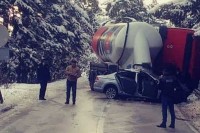 Djed i baka poginuli u strašnoj nesreći kod Olova, unuka u kritičnom stanju