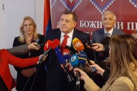 Dodik: Želja da u BiH trajno vlada mir