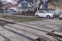 Detalji nesreće u Banjaluci: Mercedesom izletio pred Talgo voz, poginula Jelena Milovac, muškarac teško povrijeđen