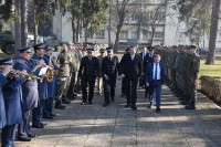 Dodik dočekan u kasarni Kozara uz "Marš na Drinu" VIDEO