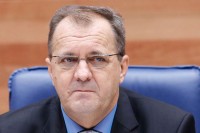 SDA i SBB ruše Božovića?