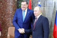 Putin čestitao Dodiku Božić i Novu godinu