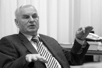Preminuo bivši senator Duško Jakšić