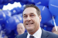 Austrija: Štrahe se danas vraća u politiku