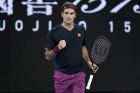 Federer ima devet života