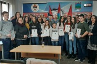 Светосавске награде за 14 најбољих ученика