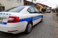Dva lica zatečena u pokušaju krađe