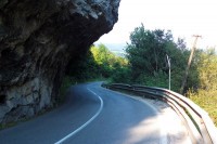 Zbog klizišta u prekidu saobraćaj na putu Olovo-Han Pijesak