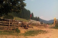 Bošnjaci postavljali turske zastave po srpskim imanjima u Varešu