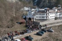 Višegrad: Vjernici u litiji dugoj 12 kilometara podržali odbranu svetinja