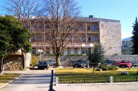 Trebinje: Upao u hotel i oštetio pločice i prozor