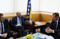 Интензивирати сарадњу на реализацији ауто-пута Београд - Сарајево