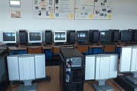 Костајница: За кабинет информатике 10 нових рачунара