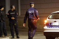 Maloljetno lice osumnjičeno da je udarilo policajca