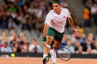 Federer operisao koljeno, pauzira do Vimbldona
