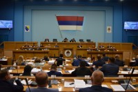 Poslanici SDS-a nisu znali o čemu raspravljaju u Narodnoj skupštini Republike Srpske: Pričali o meteorologiji umjesto o metrologiji