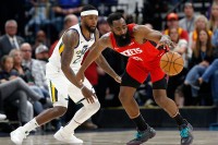 Harden i Vestbruk ubacili 72 poena u pobjedi Hjustona protiv Jute