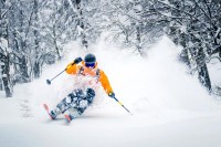 Dvojica Hrvata na Jahorini ukrali skije vrijedne 1.000 maraka