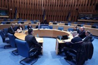 Ustavnopravna komisija usvojila zaključak da bude zatražena provjera diploma zaposlenih u institucijama BiH