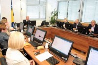 Prihvaćen Mektićev Prijedlog zakona o prestanku mandata VSTS