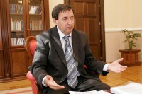 Dmičić: Unapređenje ustavnih rješenja potrebno, ali u ovim okolnostima ograničeno