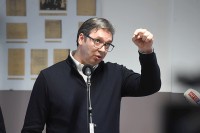 Vučić: Kurtijev prijedlog za takse je pokušaj podvale