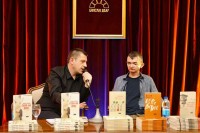 Roman Draška Sikimića promovisan u Banjaluci: “Čvor na omči” slavi postojanje