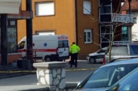 Porodična tragedija u Živinicama: Ubio sina, teško ranio suprugu pa izvršio samoubistvo