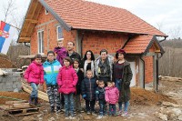 Хуманитарна организација “Срби за Србе” не посустаје у борби против бијеле куге: Осмијеси малишана највећа награда FOTO