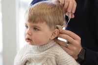 ФЗО Републике Српске финансирaће кохлеарне имплантанте за дјецу