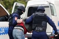 Tri lica uhapšena na osnovu raspisanih potraga