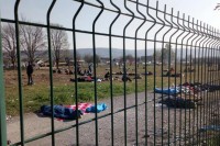 Migranti pokušali da provale u "Biru"