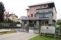 Generalni konzulat Srbije u Banjaluci: Poziv državljanima Srbije da izađu na izbore 26. aprila
