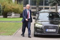 Šarović: Ako Mićić ne prihvati odluku Predsjedništva, brzo ćemo se razići